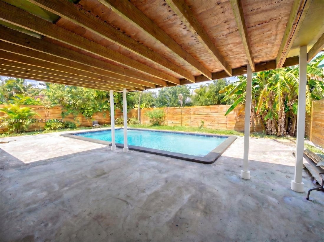 House in North Miami Beach, Florida, United States 4 - 18065916