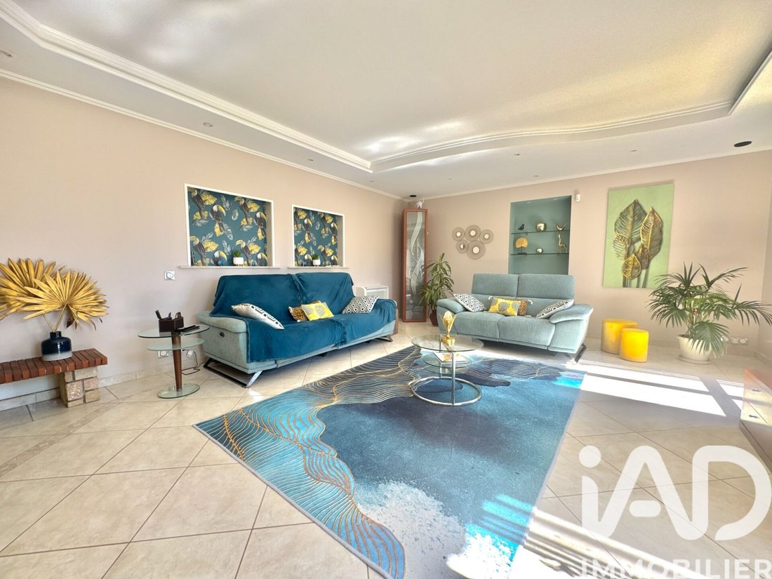 House in Menton, Provence-Alpes-Côte d'Azur, France 4 - 18097095