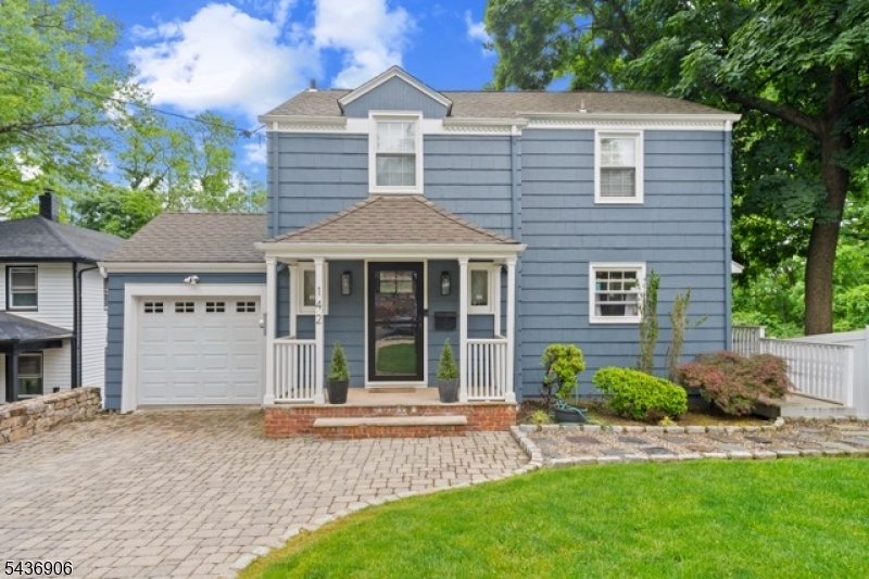 House in West Orange, New Jersey, United States 2 - 18095965