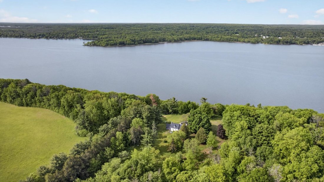 House in Oka, Quebec, Canada 1 - 18107819