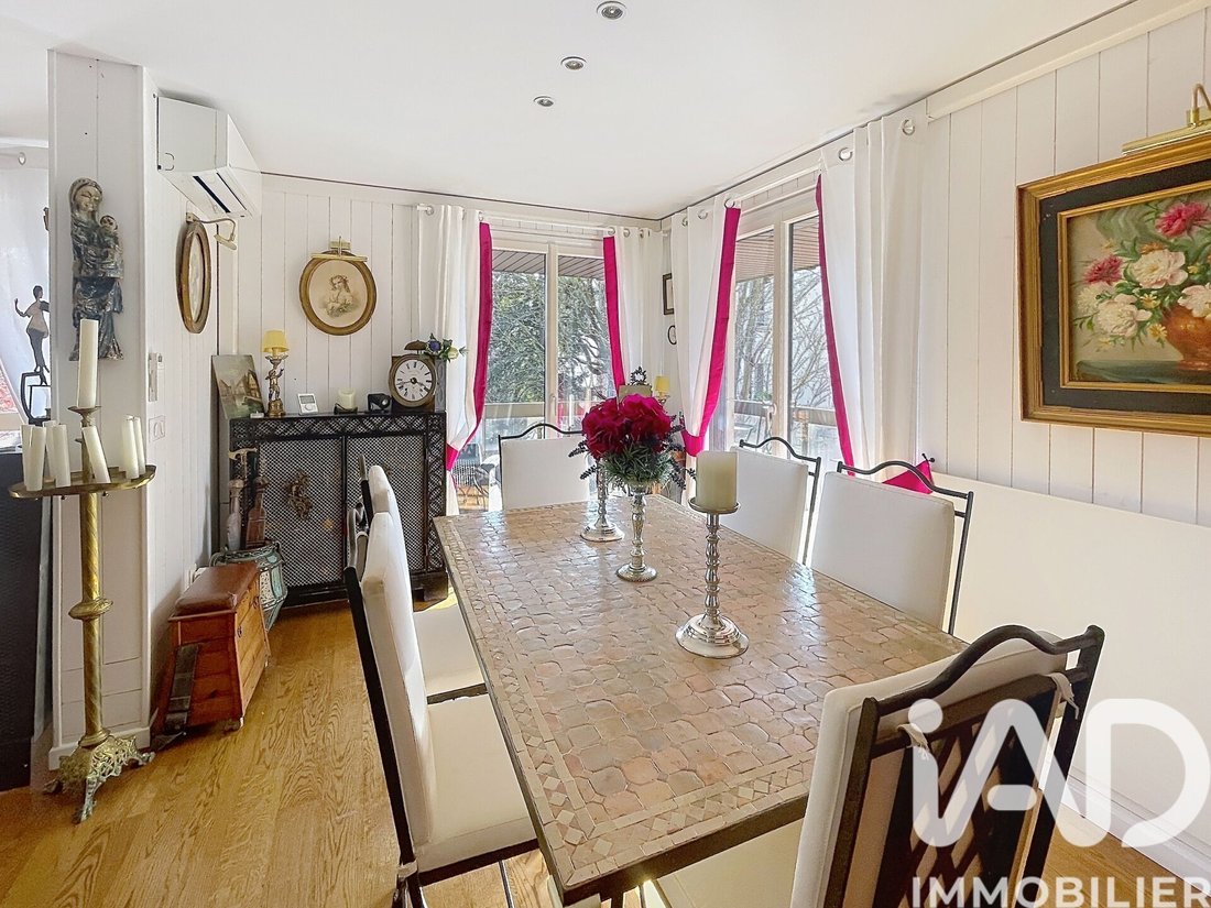 Apartment in Saint-Cloud, Ile-de-France, France 3 - 18105958