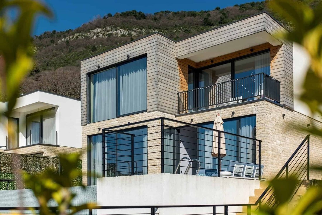 Villa in Kavač, Kotor Municipality, Montenegro 3 - 16503924