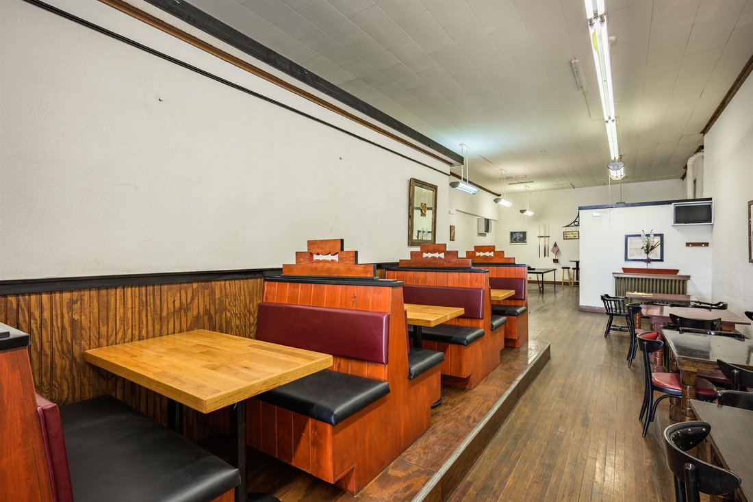 Raton, New Mexico, United States 4 - 18103272