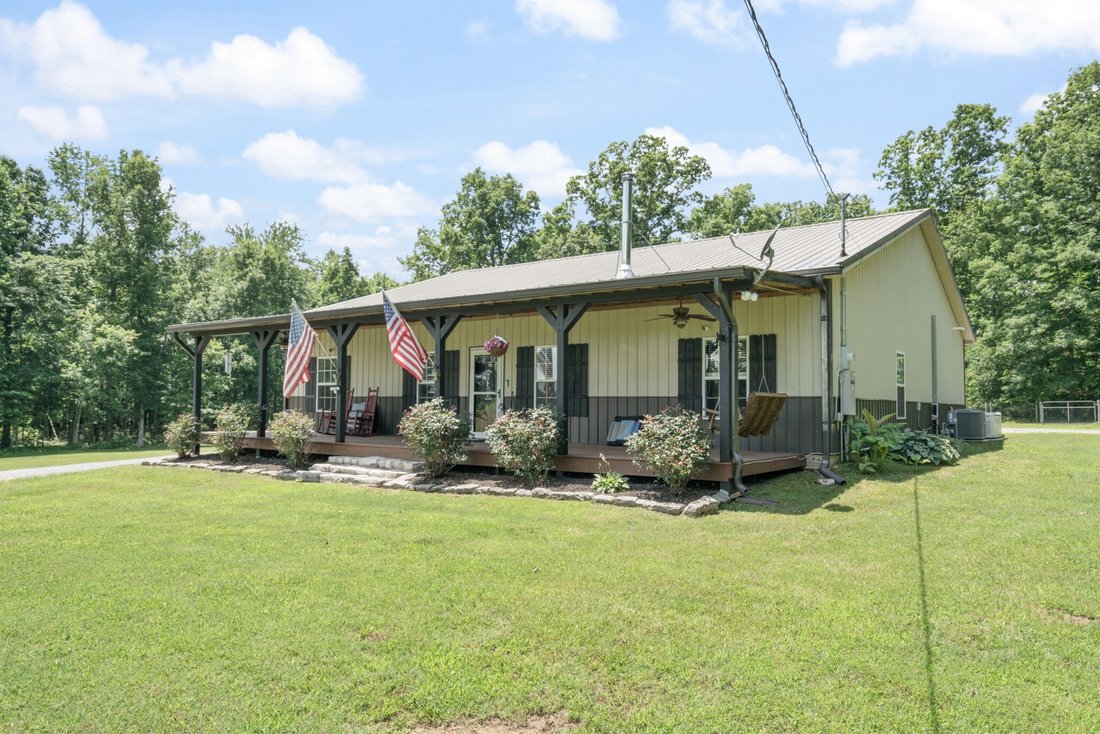 House in McEwen, Tennessee, United States 3 - 18102662