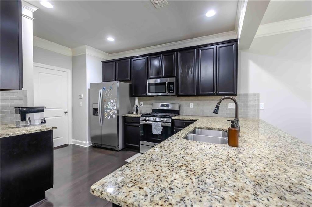 Townhouse in Alpharetta, Georgia, United States 5 - 18100857