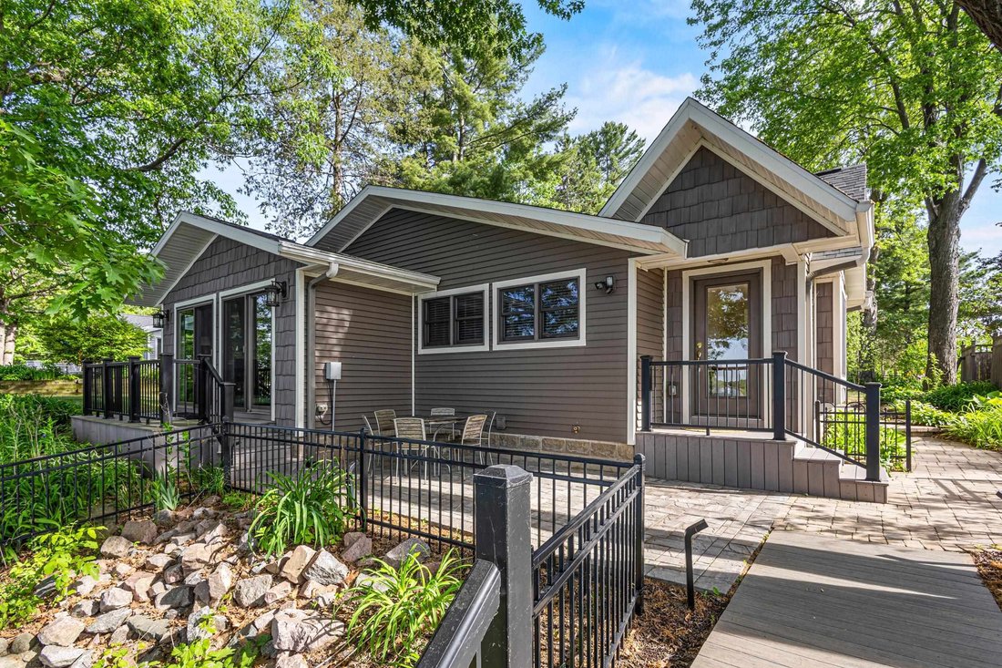 House in Wautoma, Wisconsin, United States 1 - 18095883