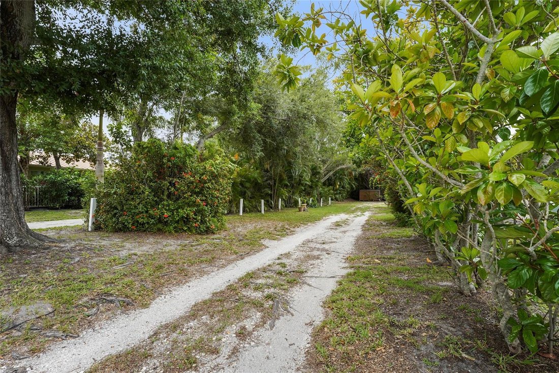 House in Sarasota, Florida, United States 5 - 18095526