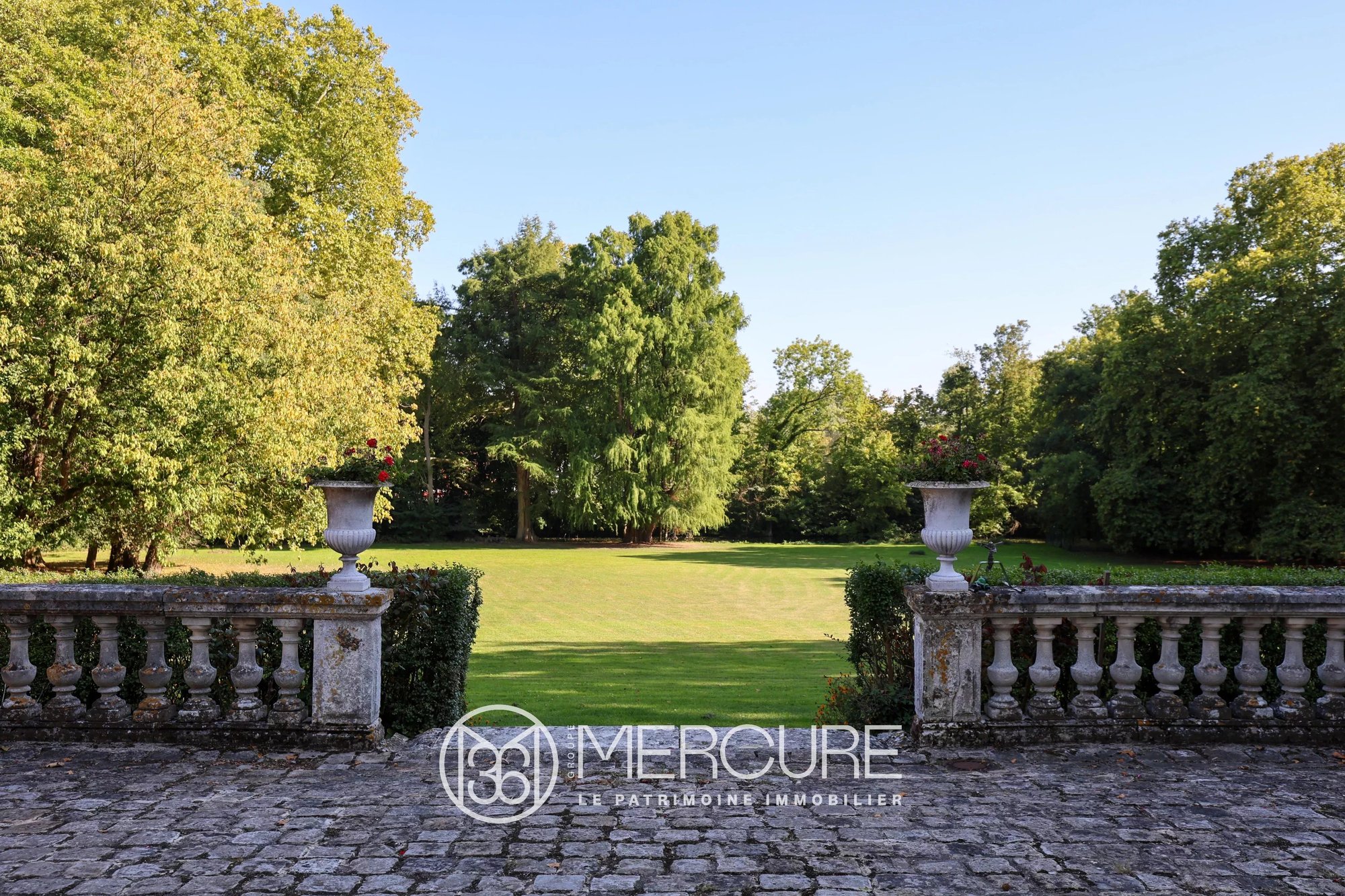 Essone 22 Km South Of Paris Property For Sale
