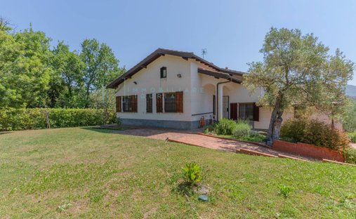 Villa in Garlenda, Liguria, Italy 1