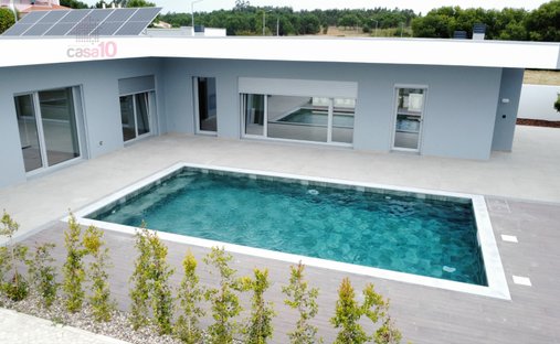 House in Nadadouro, Leiria District, Portugal 1