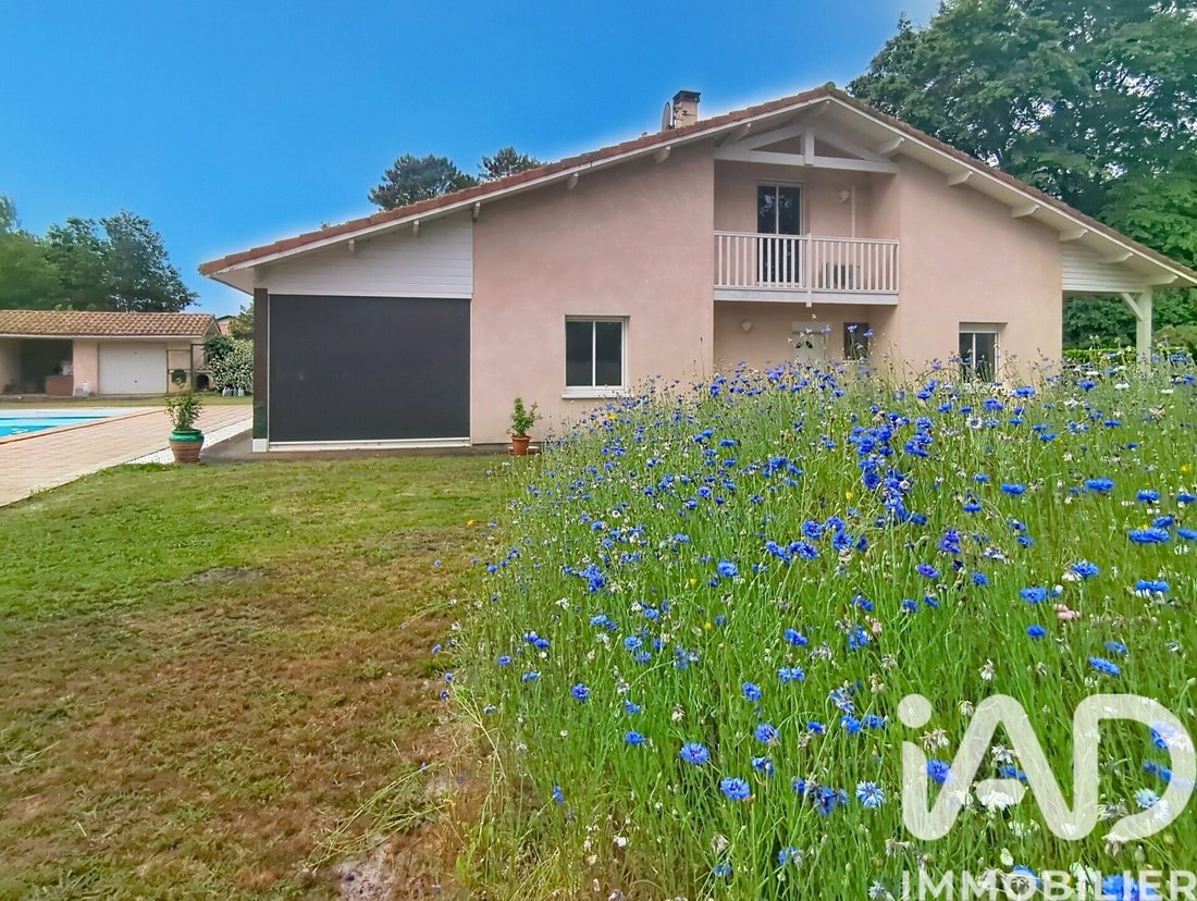 House in Parentis-en-Born, Nouvelle-Aquitaine, France 3 - 17512928
