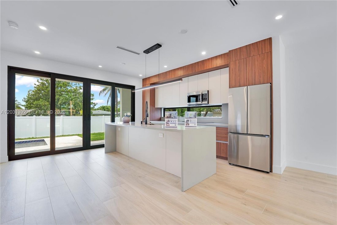House in Hollywood, Florida, United States 3 - 18098528