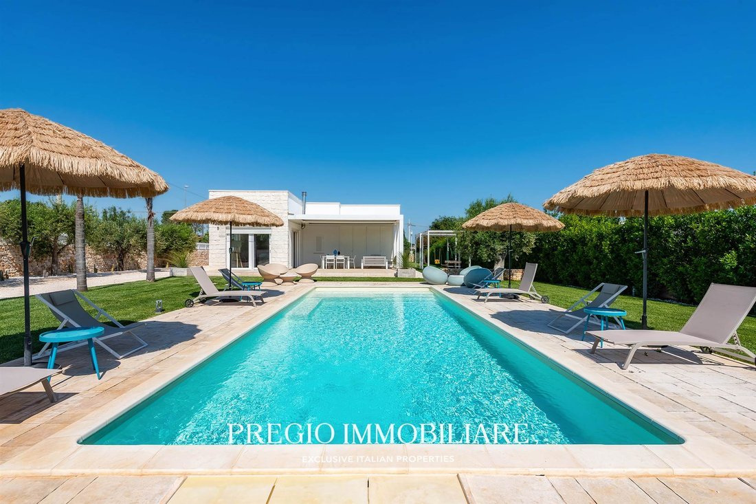 Villa in Polignano a Mare, Apulia, Italy 1 - 16724718