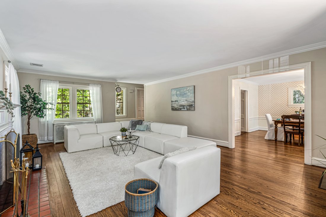 House in Manhasset, New York, United States 5 - 18093164