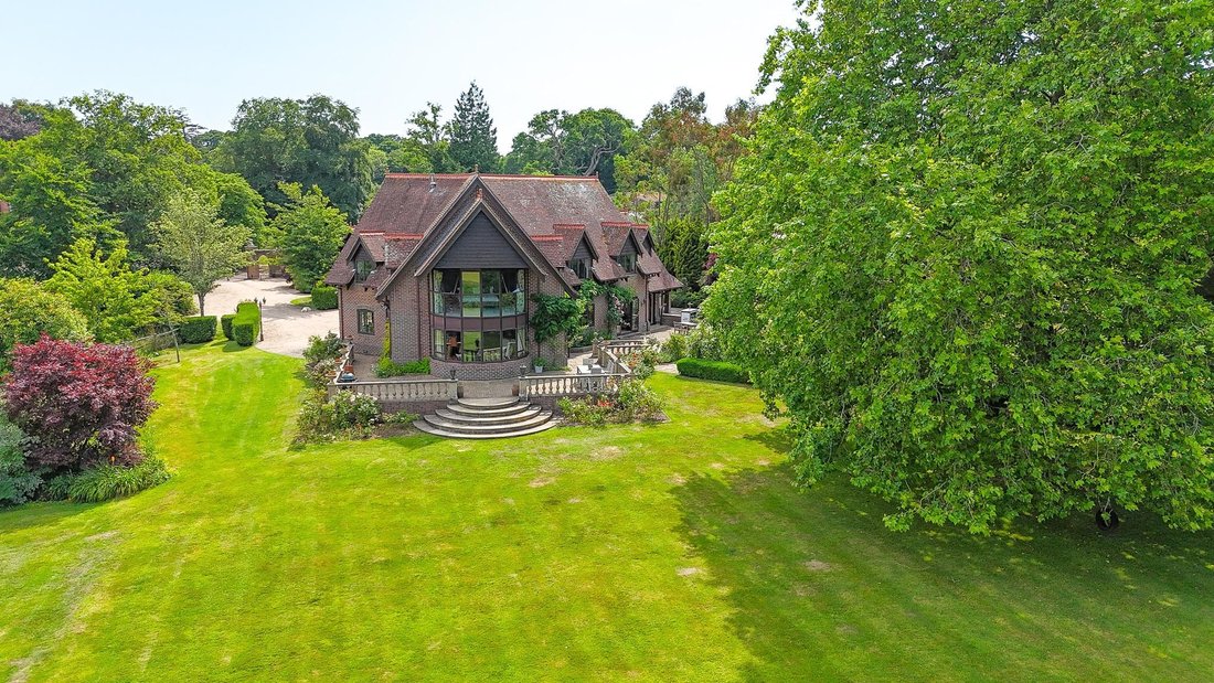 House in New Forest, Lyndhurst, England 2 - 18094866