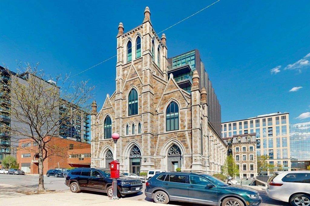 Condo in Boston, Massachusetts, United States 2 - 18103281