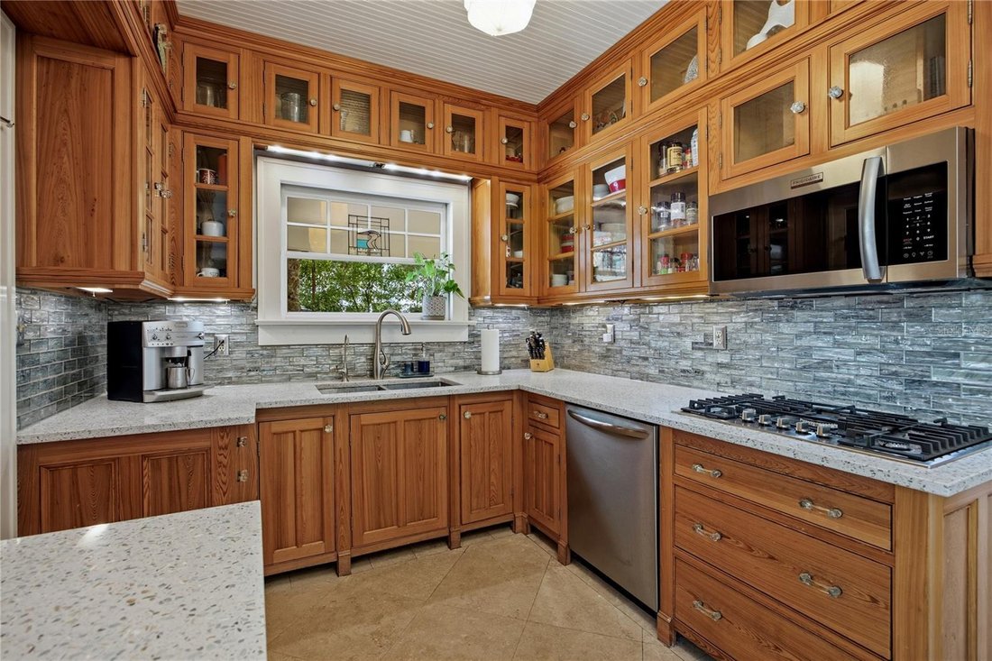 House in Gainesville, Florida, United States 4 - 18102636