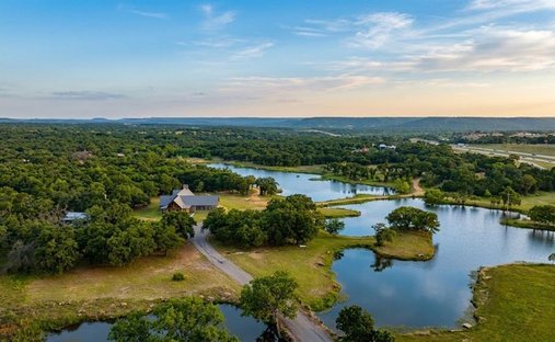 House in Santo, Texas, United States 1