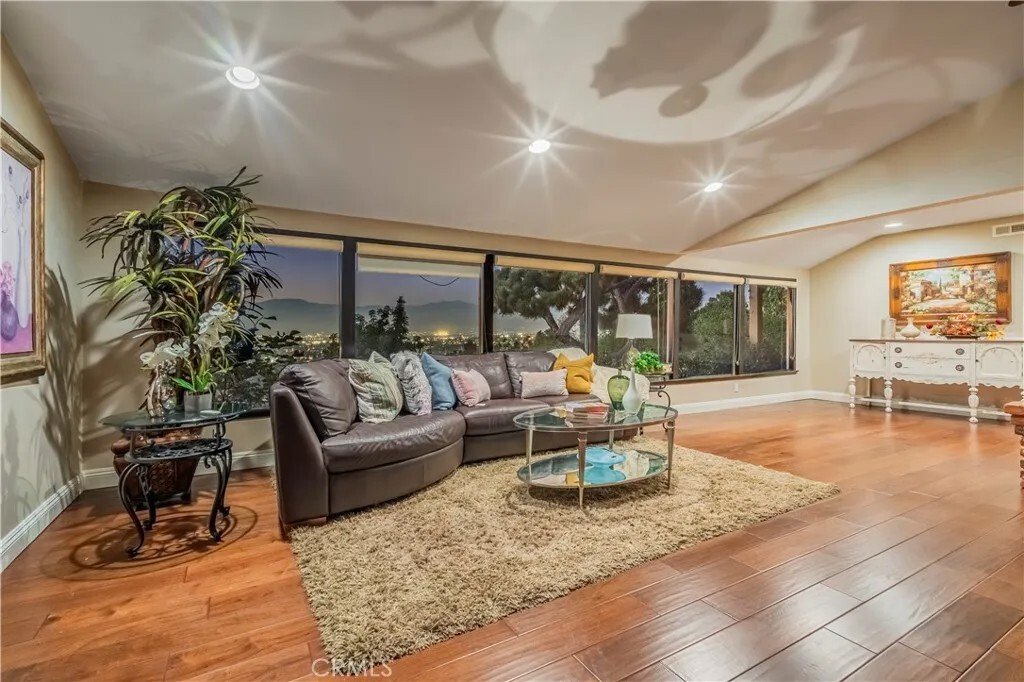 House in Covina, California, United States 5 - 18101278