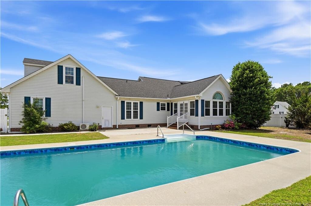 House in Dunn, North Carolina, United States 4 - 18100690