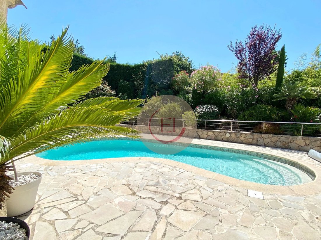 Villa in Les Adrets-de-l'Estérel, Provence-Alpes-Côte d'Azur, France 2 - 18082989