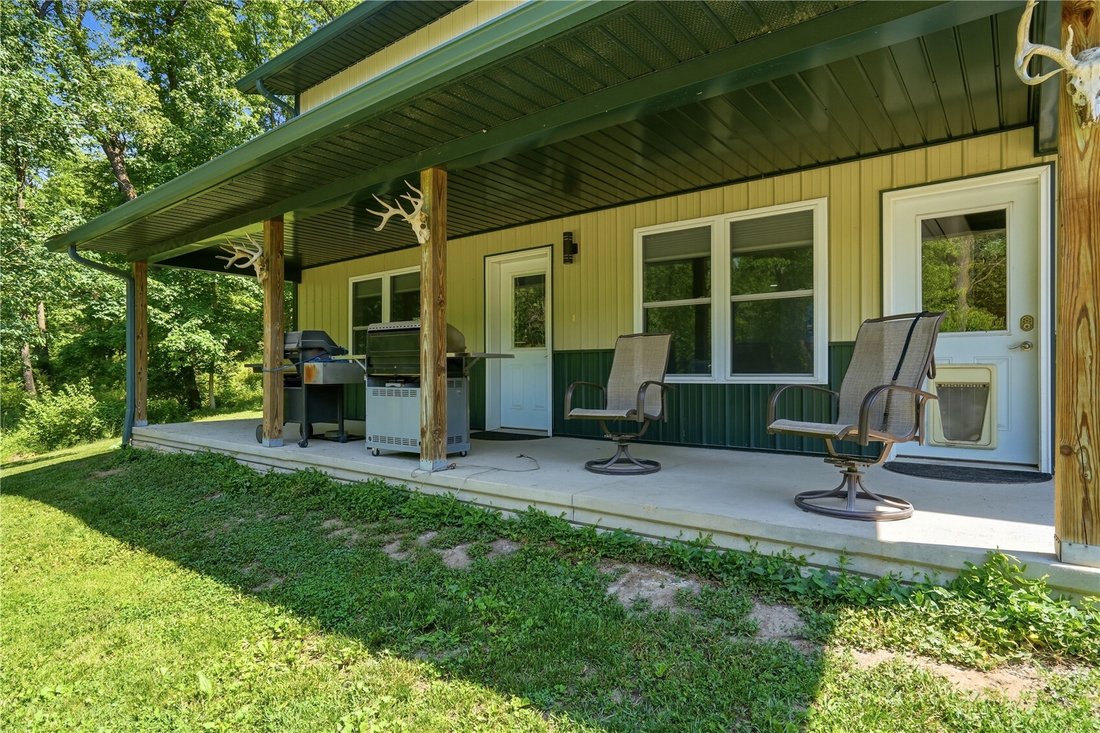 House in Swisher, Iowa, United States 1 - 16755270
