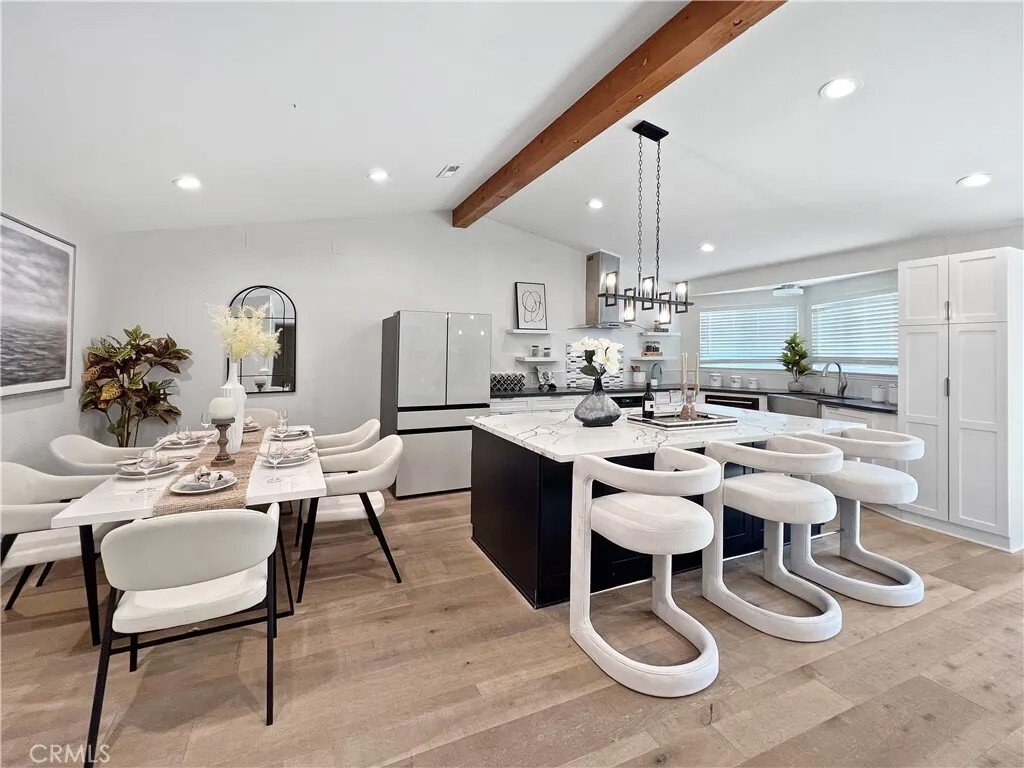 San Dimas, California, United States 3 - 18095500