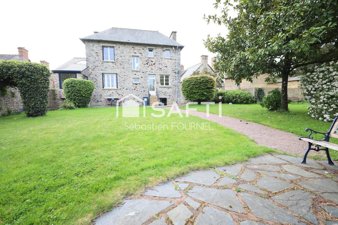 House in Endroit Joli, Liffre, France 1 - 18100194