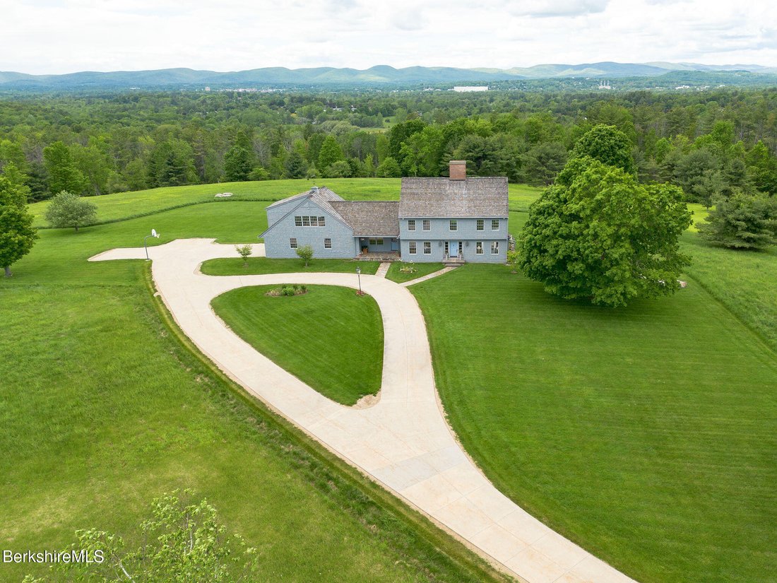 House in Dalton, Massachusetts, United States 5 - 18107983