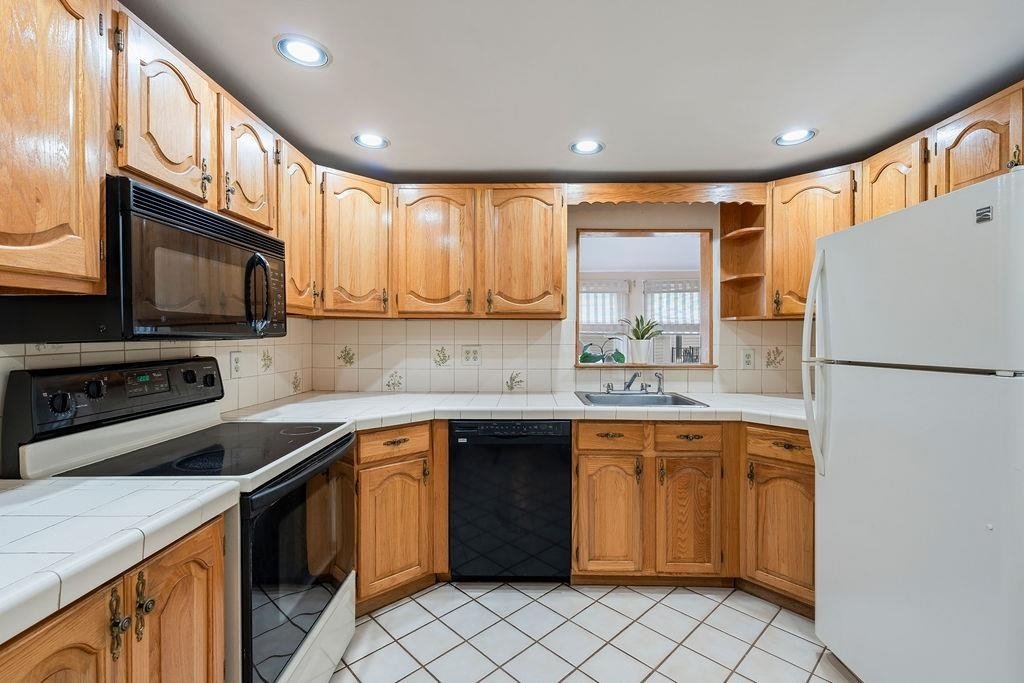 House in Portsmouth, New Hampshire, United States 4 - 18085804