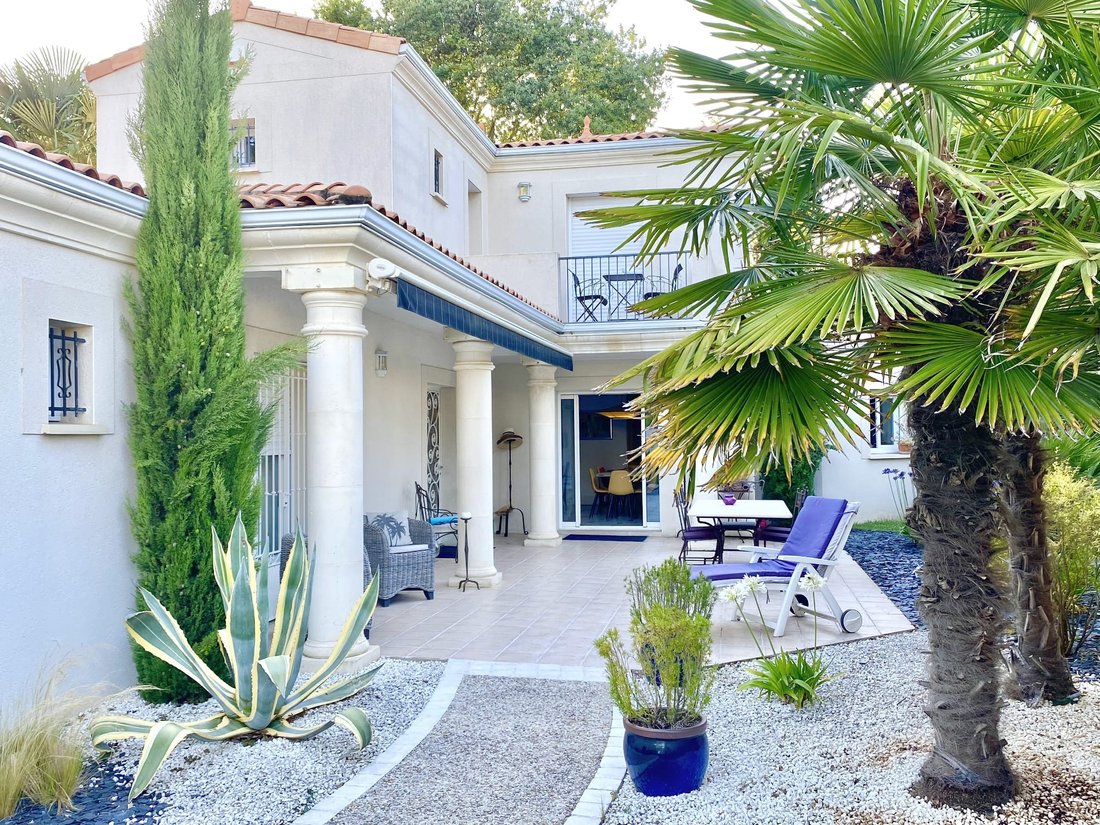 House in Le Fief-La Garenne, Royan, France 2 - 18063808
