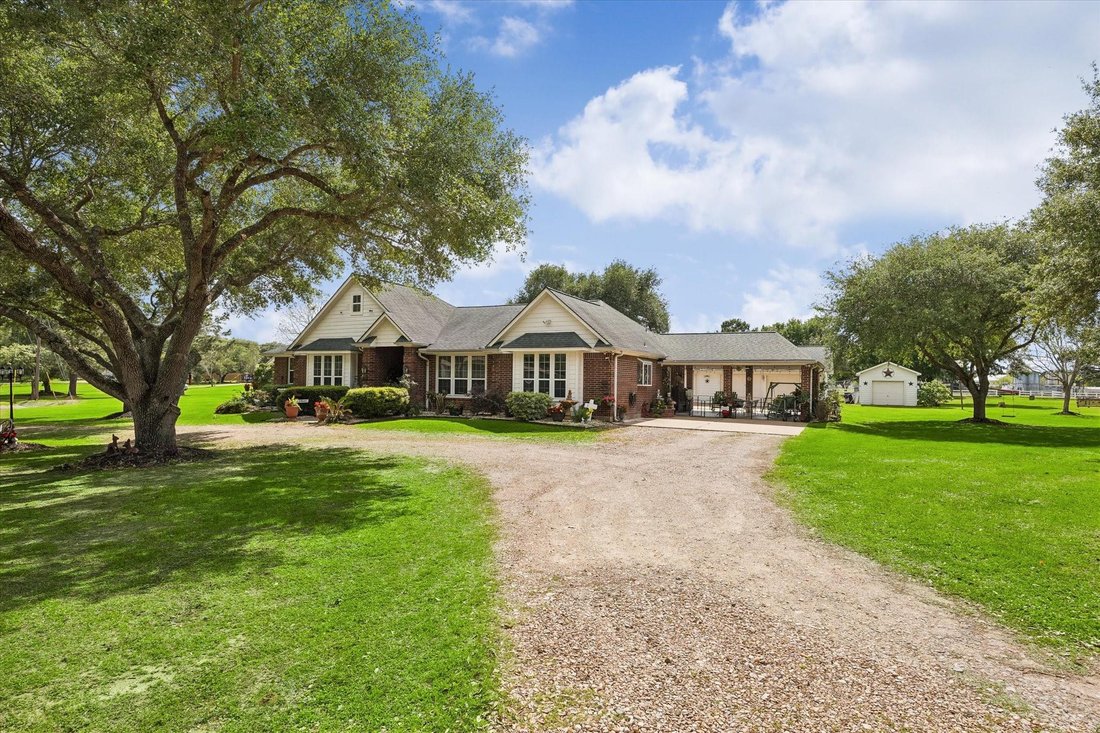 House in Sealy, Texas, United States 4 - 17722724