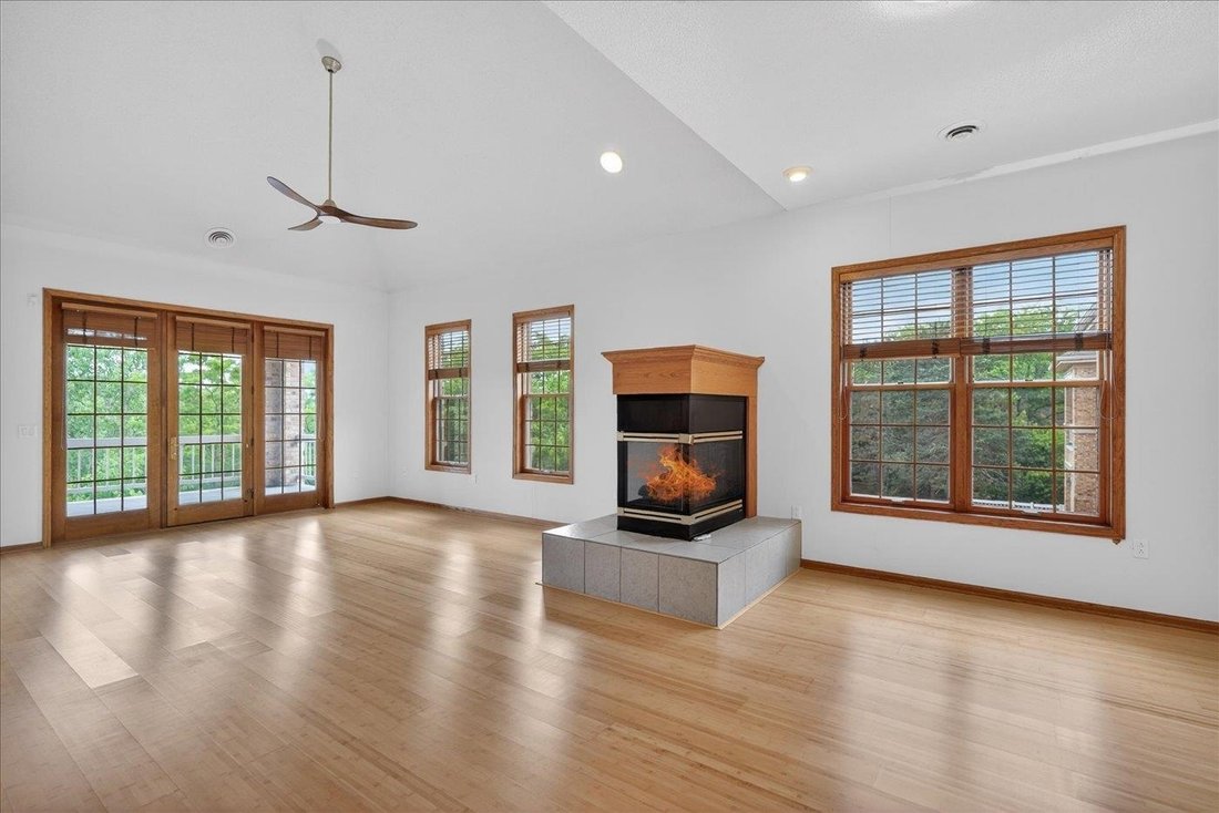 Condo in Madison, Wisconsin, United States 1 - 18102388