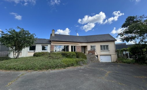 House in Pillerie-Bootz, Laval, Pays de la Loire 1