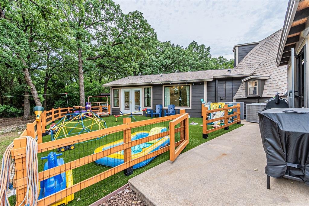 House in Granbury, Texas, United States 1 - 18096262