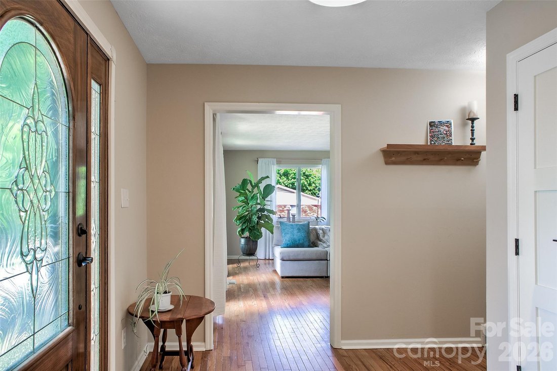 House in Asheville, North Carolina, United States 4 - 18096407
