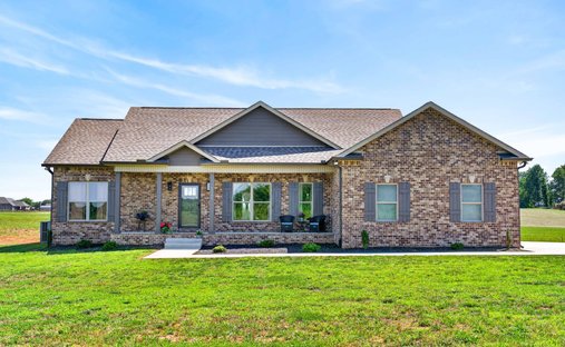House in Springfield, Tennessee, United States 1