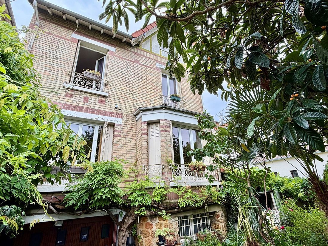 House in Bois-Colombes, Ile-de-France, France 1 - 18092763
