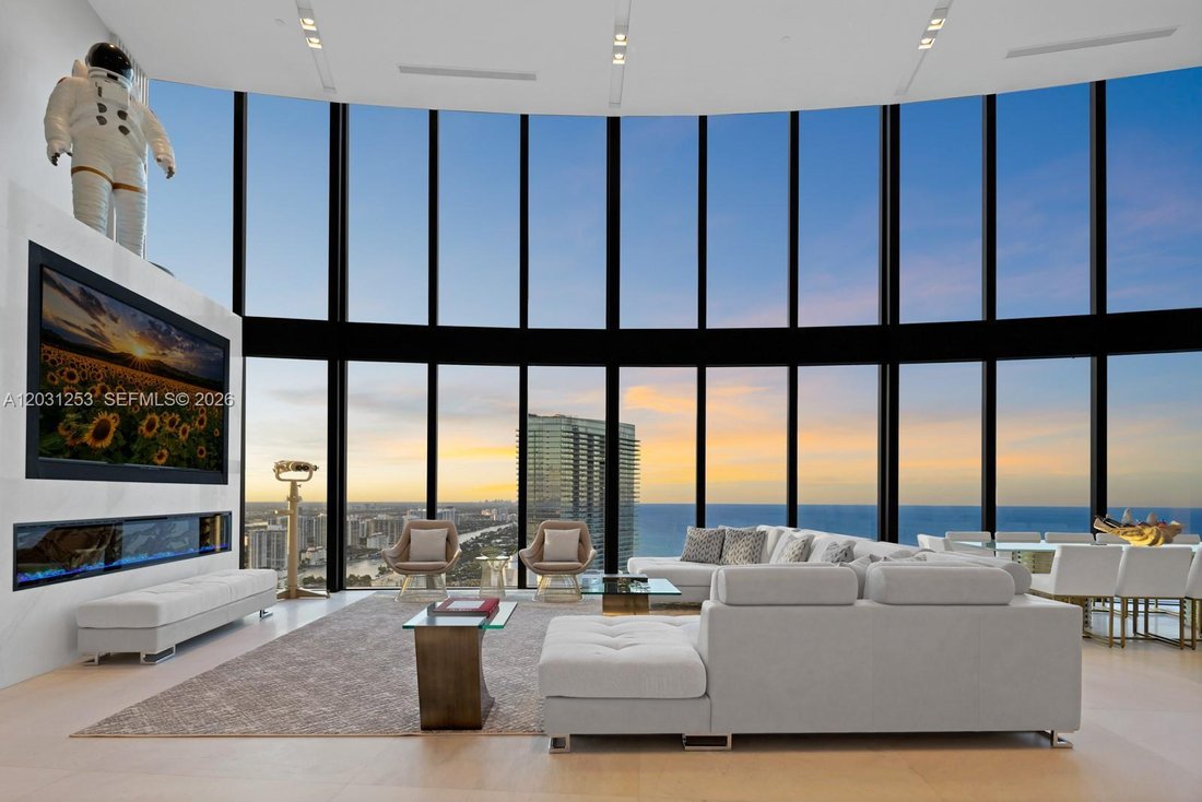 Condo in Sunny Isles Beach, Florida, United States 2 - 18103231