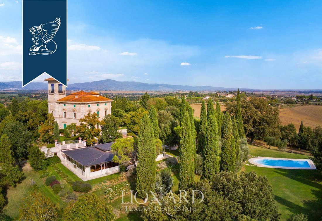 Villa in Foiano della Chiana, Tuscany, Italy 4 - 18096680
