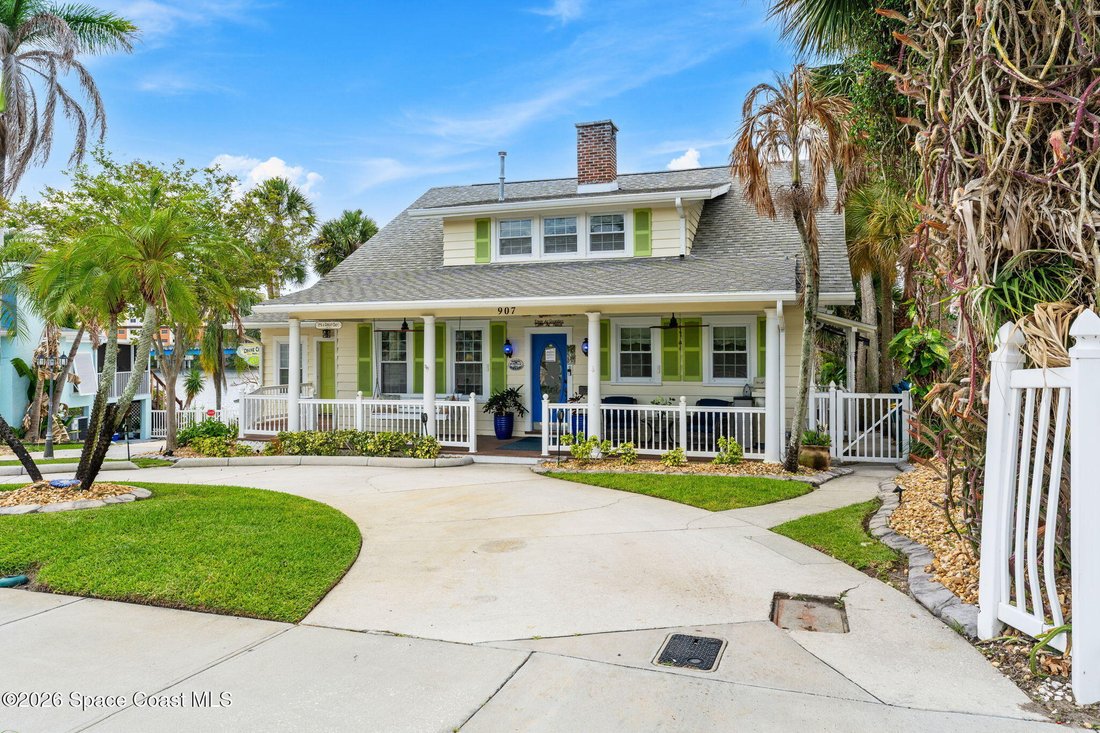 Melbourne, Florida, United States 2 - 18102486