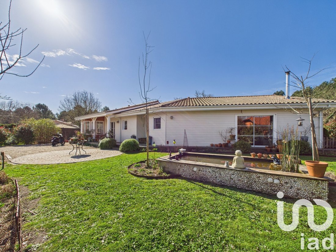 House in Salles, Nouvelle-Aquitaine, France 1 - 17275384
