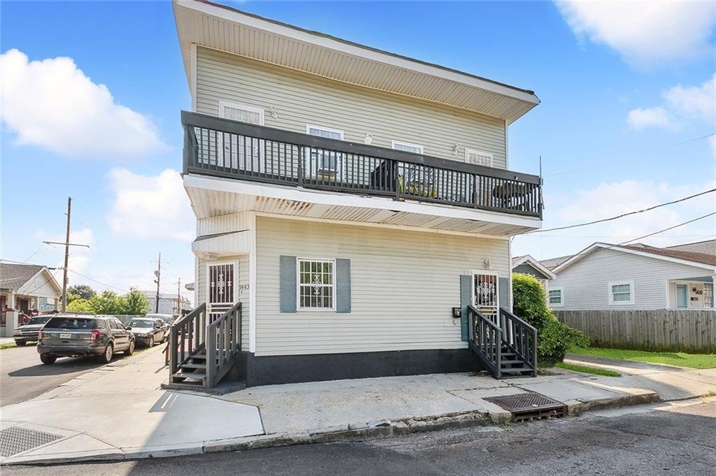 New Orleans, Louisiana, United States 1 - 18095221