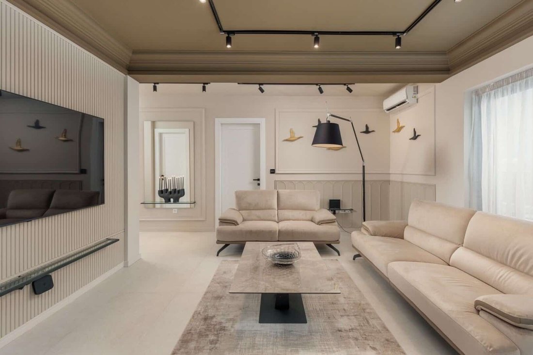 Apartment in Dobrota, Kotor Municipality, Montenegro 1 - 16503953