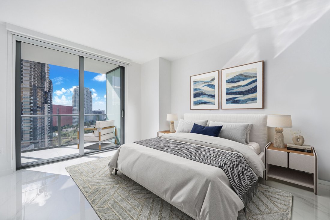 Condo in Miami, Florida, United States 5 - 18090744