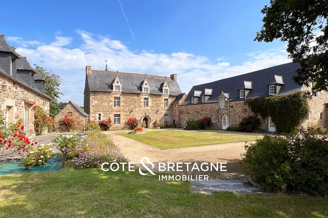 Castle in Tréguier, Brittany, France 1 - 18096507