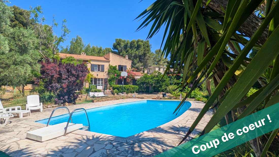 House in La Cadiere-d'Azur, Provence-Alpes-Côte d'Azur, France 1 - 18092746