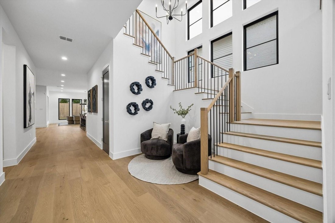 House in Houston, Texas, United States 4 - 18092665