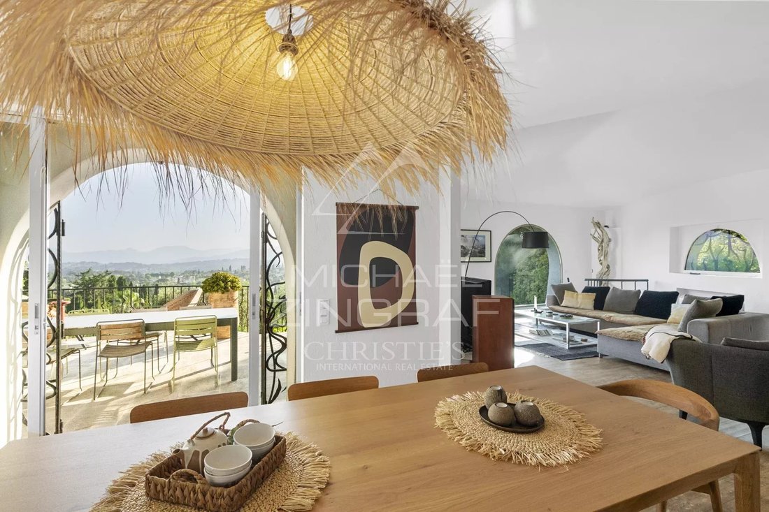 House in Mougins, Provence-Alpes-Côte d'Azur, France 4 - 16119341