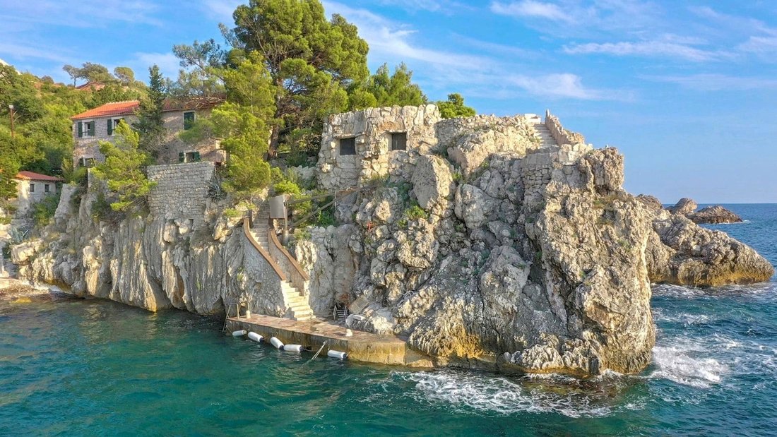 Villa in Rijeka Reževići, Budva Municipality, Montenegro 4 - 16862923